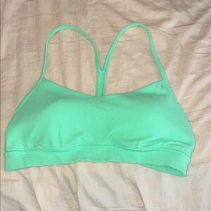 Lululemon pistachio flow y bra